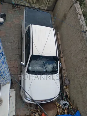 Toyota Hilux 2010 White