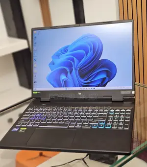 New Laptop Acer Predator Helios 300 16GB Intel Core i9 SSD 1T