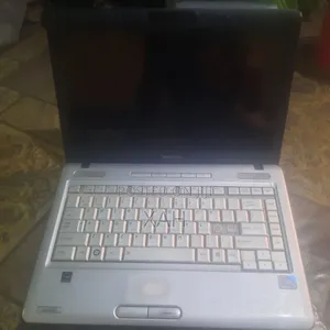 Laptop Toshiba Satellite L500 4GB Intel Celeron SSD 256GB