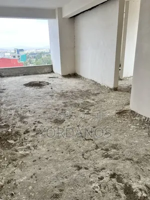 በሳሪስ አቦ አፓርትመንት