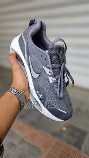 Nike Zoom Sneakers