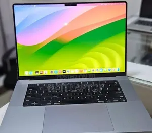 New Laptop Apple MacBook Pro 2021 M1 Max 32GB Apple M1 Max SSD 1T