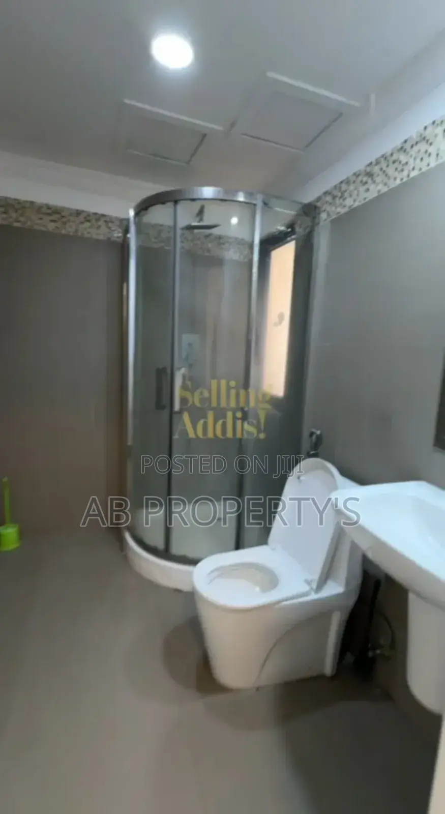 Furnished 2bdrm Apartment in ብ/ገብርኤል, ላፍቶ ሞል, Nifas Silk-Lafto for sale