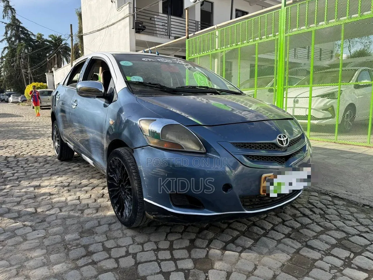 Toyota Belta 2006 Blue