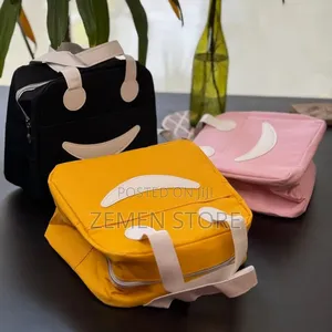 Cute Smiley Face Insulated Lunch Box Bag ማራኪ የምሳ ዕቃ መያዣ ቦርሳ