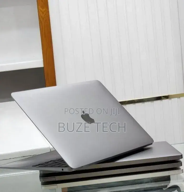 New Laptop Apple MacBook Air 2020 M1 16GB Apple M1 SSD 256GB