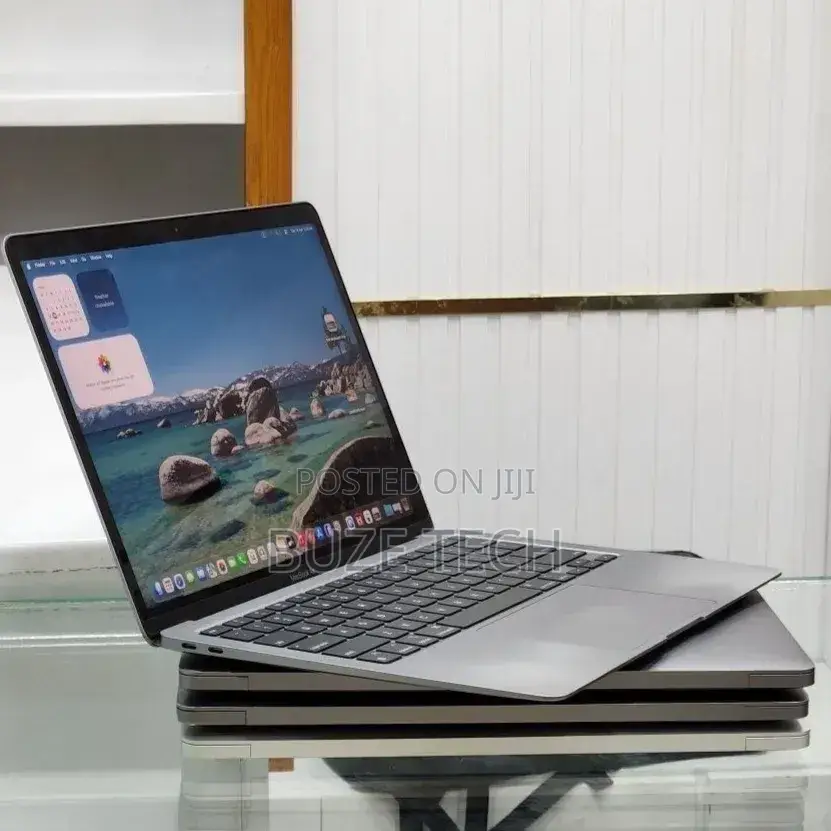 New Laptop Apple MacBook Air 2020 M1 16GB Apple M1 SSD 256GB