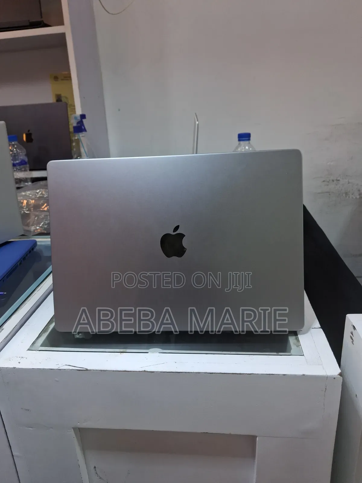 New Laptop Apple MacBook Pro 2021 M1 16GB Apple M1 Pro SSD 512GB