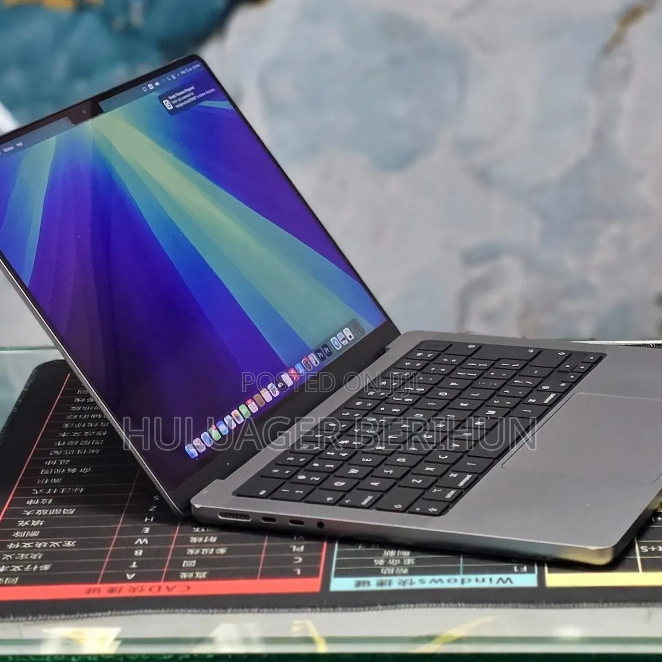 New Laptop Apple MacBook Pro 2021 M1 32GB Apple M1 Pro SSD 1T