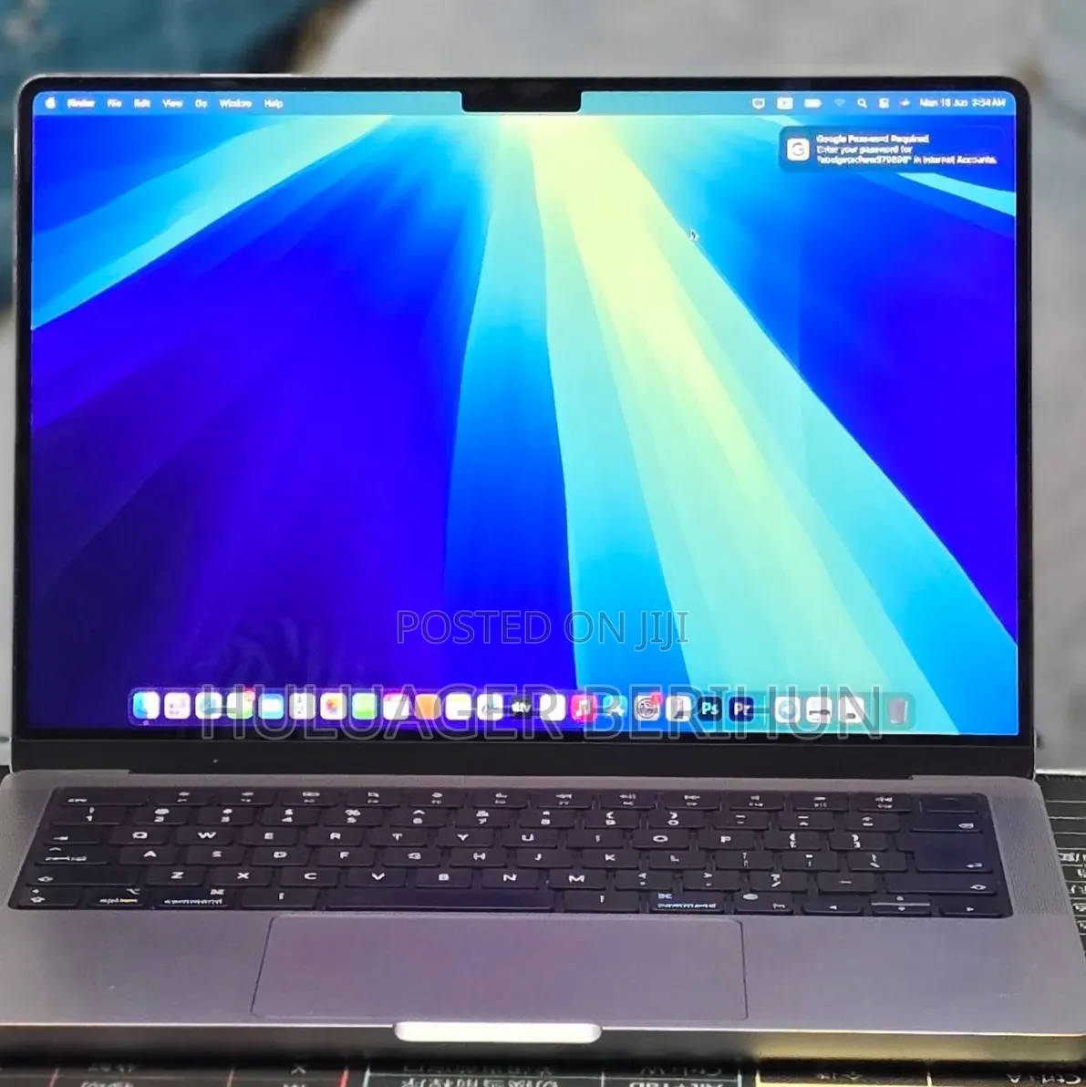 New Laptop Apple MacBook Pro 2021 M1 32GB Apple M1 Pro SSD 1T