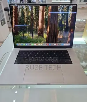 New Laptop Apple MacBook Pro 32GB Apple M1 Pro SSD 1T