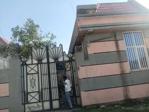 Furnished 5bdrm House in Dukem, East Shewa for sale