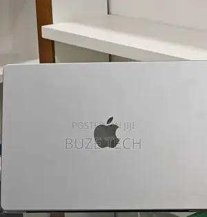 New Laptop Apple MacBook Pro 2023 M3 8GB Apple M3 SSD 512GB