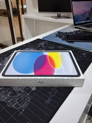 New Apple iPad (2025) 128 GB Gray