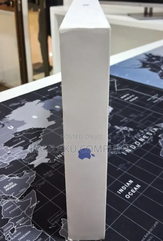 New Apple iPad (2025) 128 GB