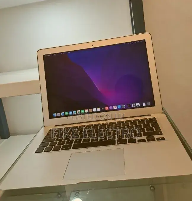 Laptop Apple MacBook Air 2017 8GB Intel Core 5 SSD 128GB