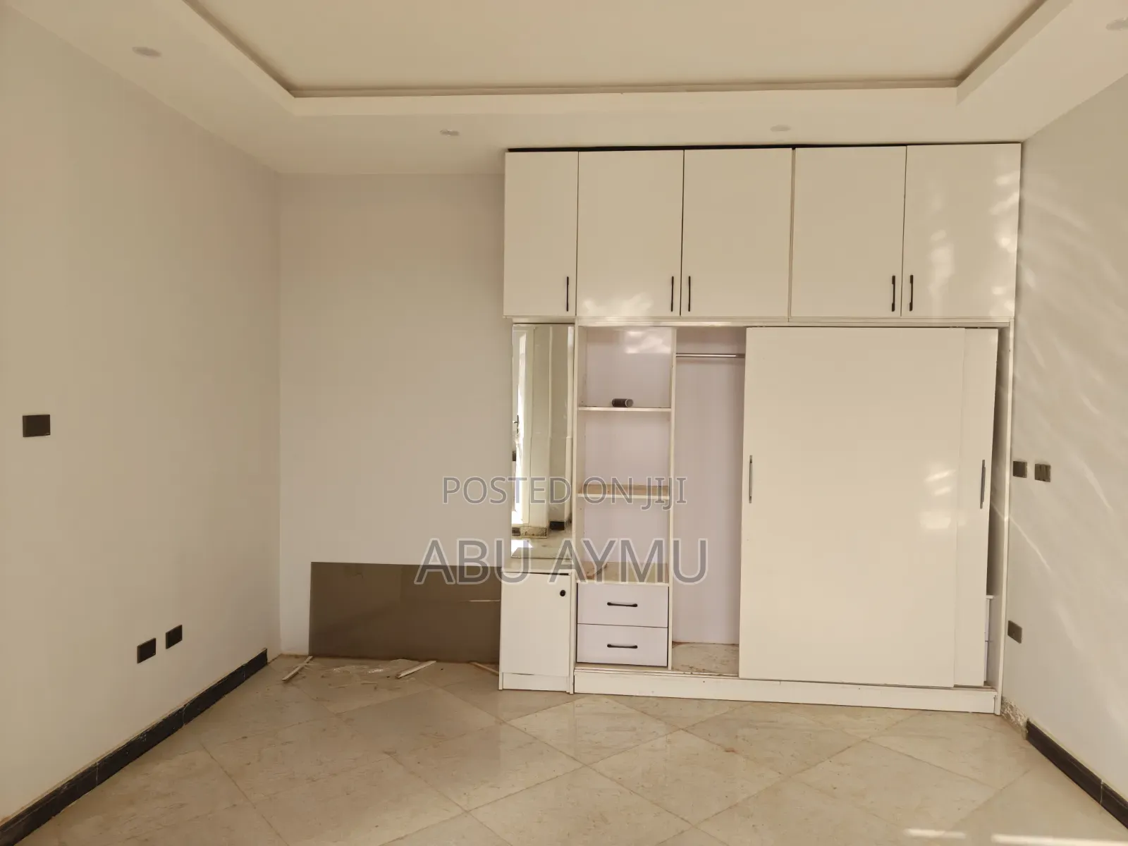 4bdrm Apartment in Lakomelza Apartments, Nifas Silk-Lafto for sale