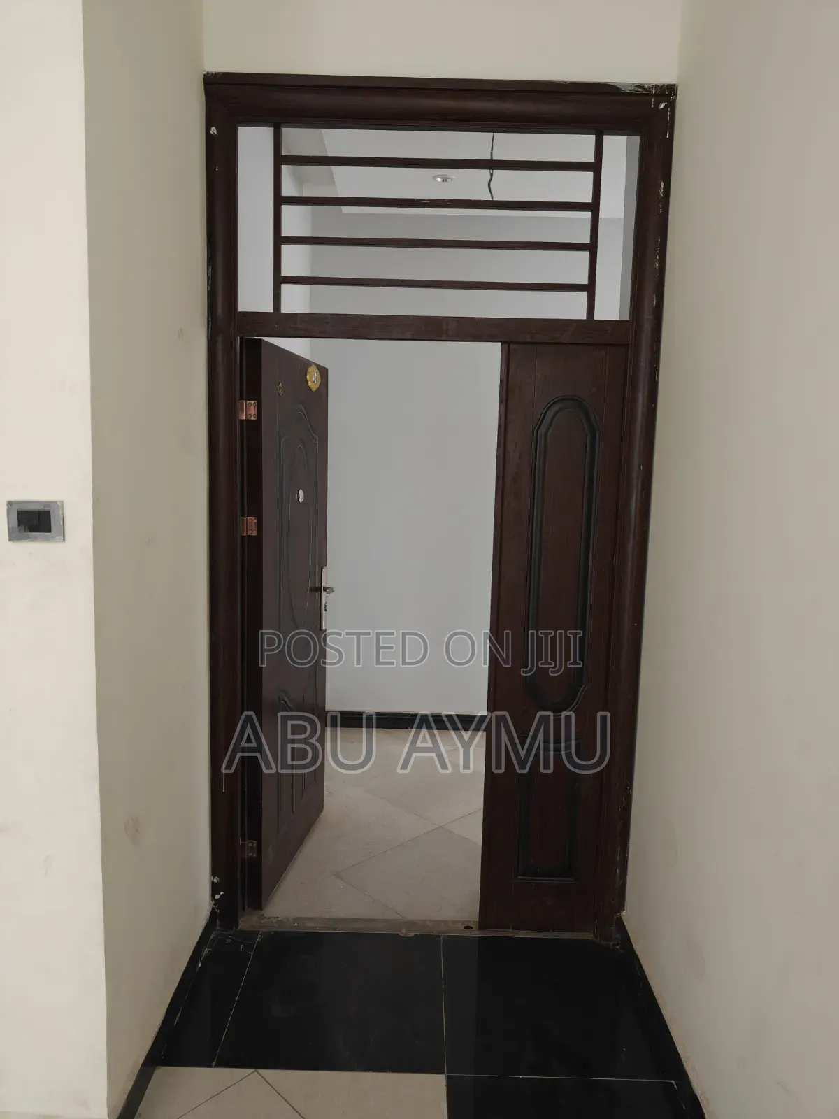 4bdrm Apartment in Lakomelza Apartments, Nifas Silk-Lafto for sale