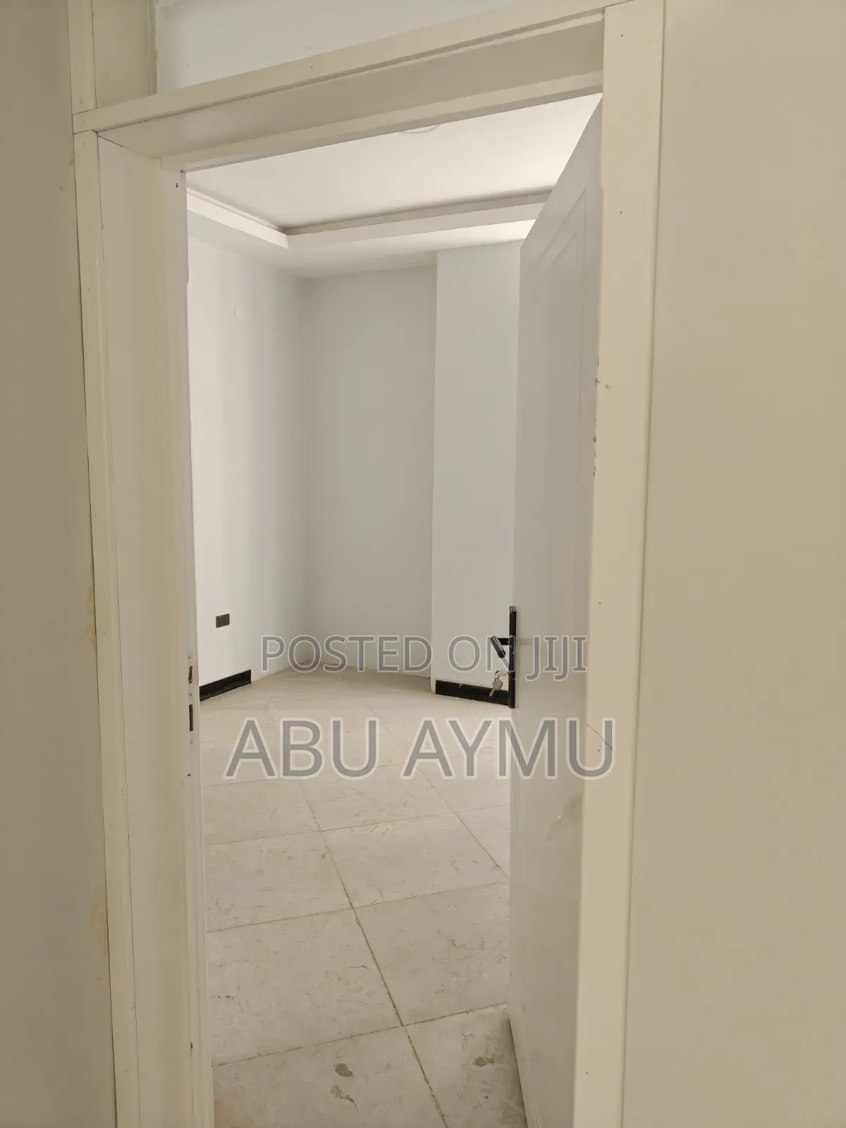 4bdrm Apartment in Lakomelza Apartments, Nifas Silk-Lafto for sale