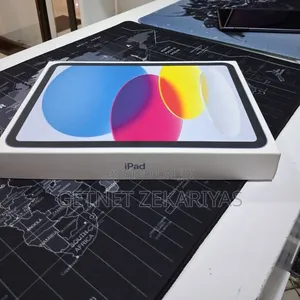 New Apple iPad (2025) 128 GB