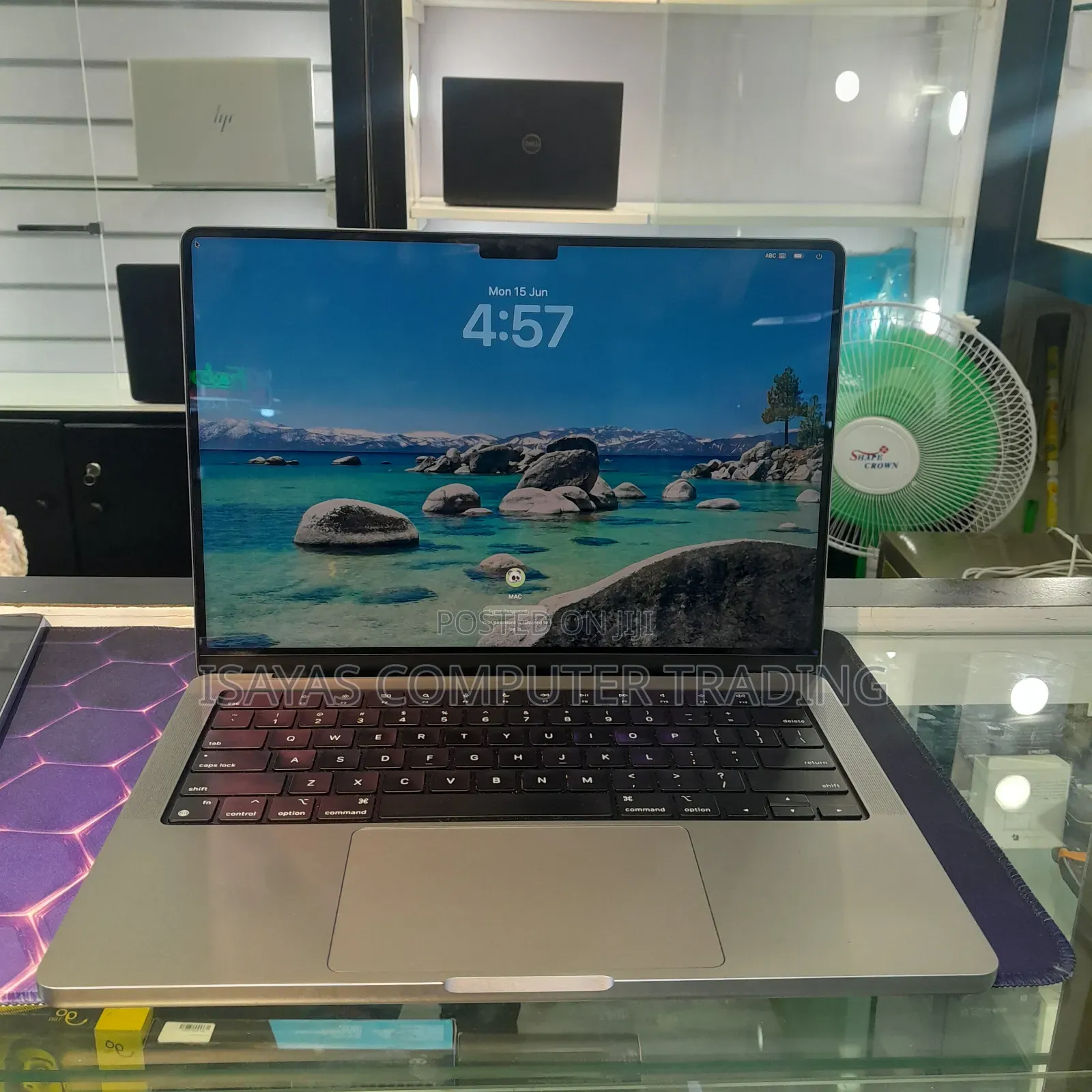 New Laptop Apple MacBook Pro 2021 M1 16GB Apple M1 SSD 512GB