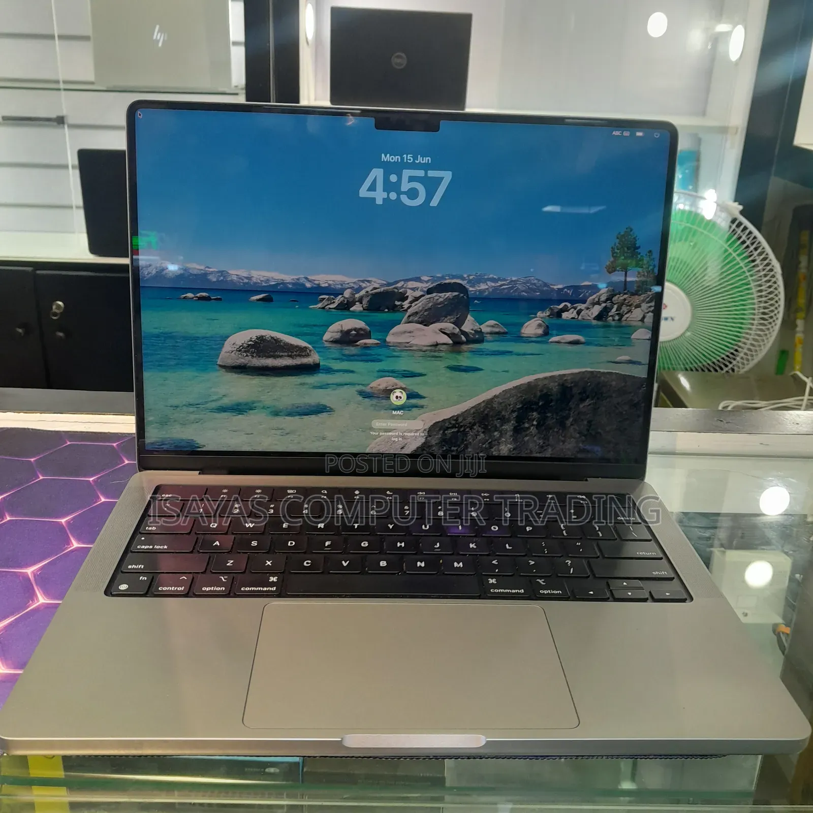 New Laptop Apple MacBook Pro 2021 M1 16GB Apple M1 SSD 512GB