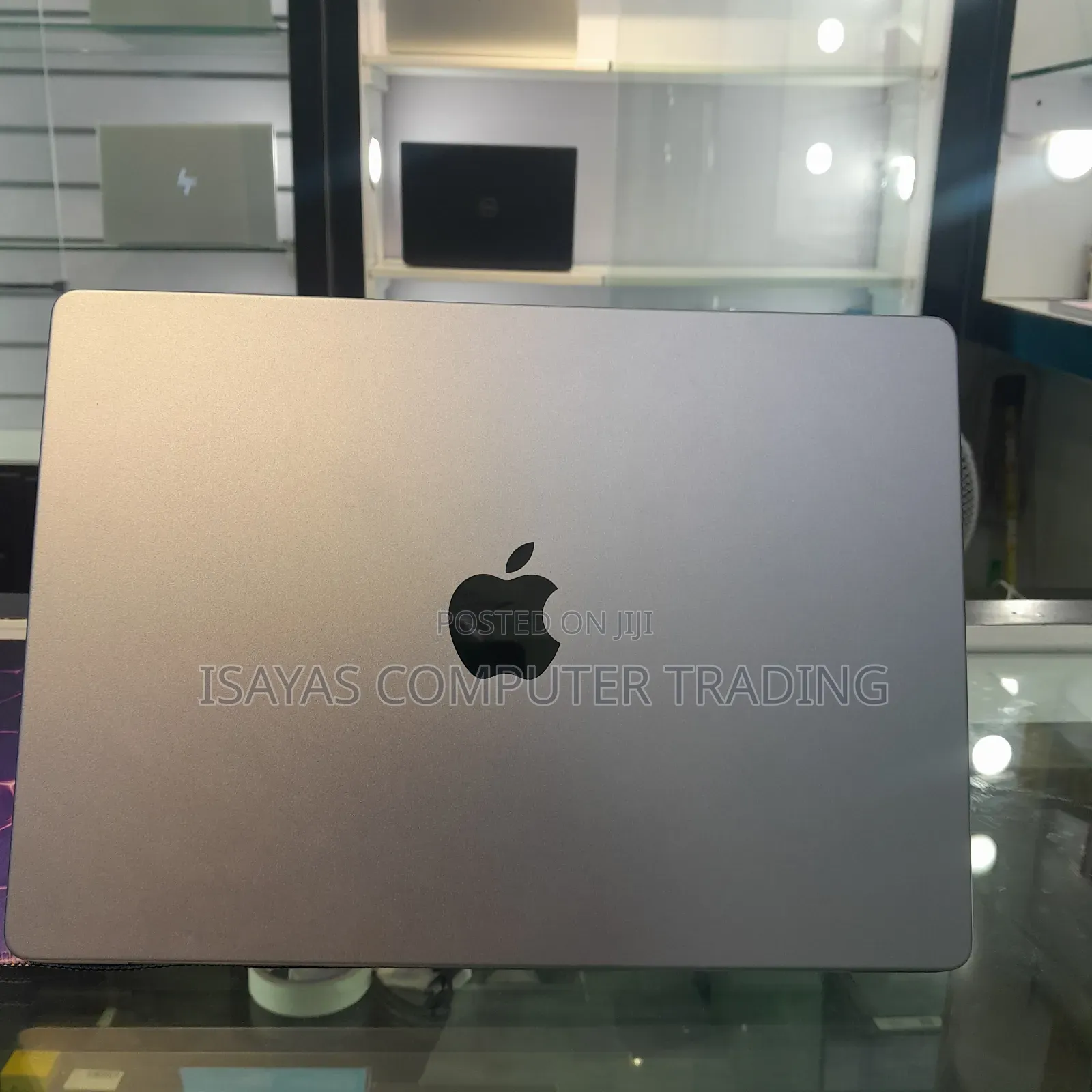New Laptop Apple MacBook Pro 2021 M1 16GB Apple M1 SSD 512GB
