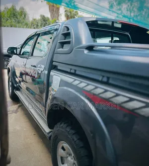 Toyota Hilux 2014 Black