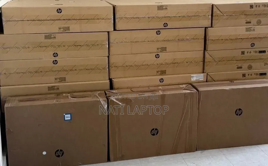 New HP 200 G4 22 All-in-One 16GB Intel Core i7 SSD 512GB