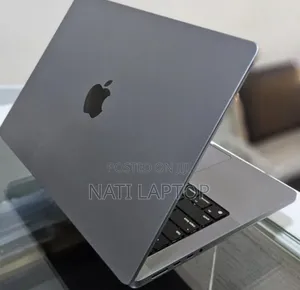 New Laptop Apple MacBook Pro 2021 M1 16GB Apple M1 Pro SSD 512GB