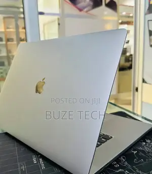 New Laptop Apple MacBook Pro 2019 32GB SSD 512GB