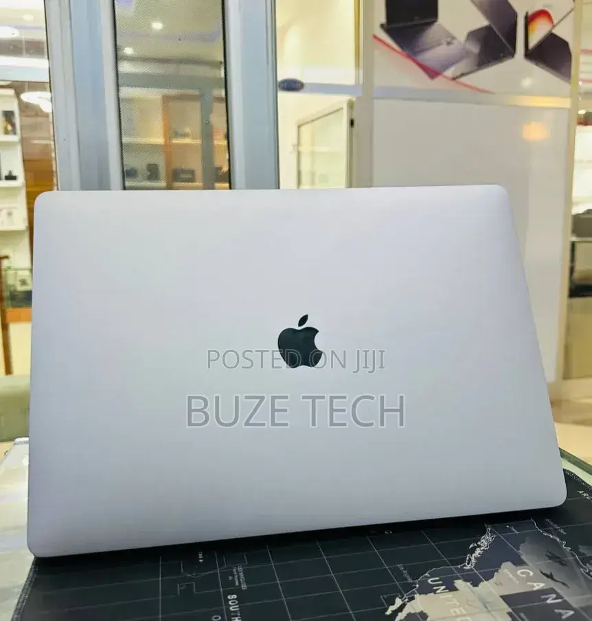 New Laptop Apple MacBook Pro 2019 32GB SSD 512GB