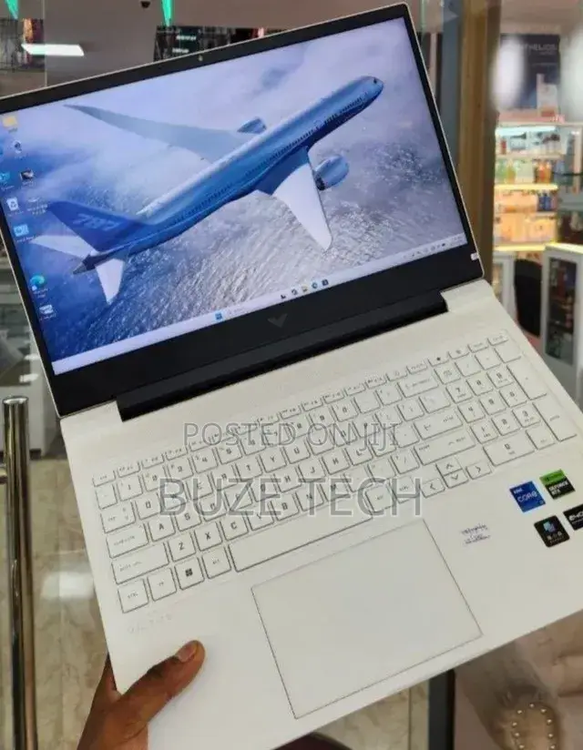 New Laptop HP 16GB Intel Core i7 SSD 1T