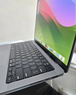 New Laptop Apple MacBook Pro 2021 M1 16GB Apple M1 Pro SSD 512GB