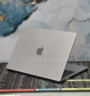 New Laptop Apple MacBook Pro 32GB Apple M1 Pro SSD 1T