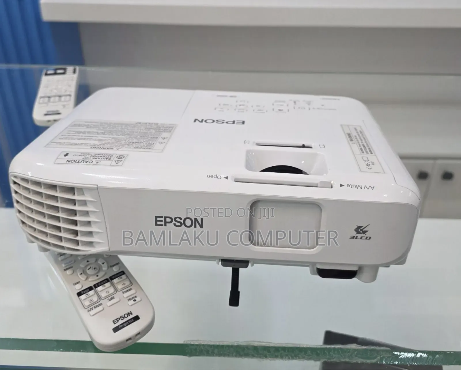 Brand New Epson Projector Model Name: Eb -X06