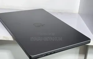 New Laptop Apple MacBook Pro 32GB Apple M1 Pro SSD 32GB
