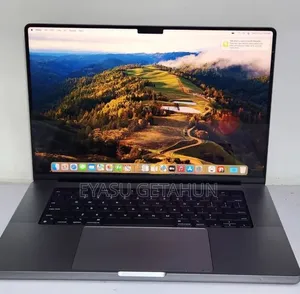 New Laptop Apple MacBook Pro 32GB Apple M1 Pro SSD 32GB