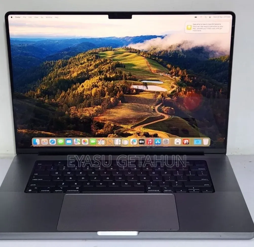 New Laptop Apple MacBook Pro 32GB Apple M1 Pro SSD 32GB
