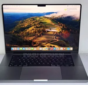 New Laptop Apple MacBook Pro 32GB Apple M1 Pro SSD 32GB