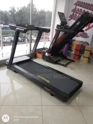 ለቤት የሚሆን ዘመናዊ Reebok Fr30z Floatride የመሮጫ ማሽን