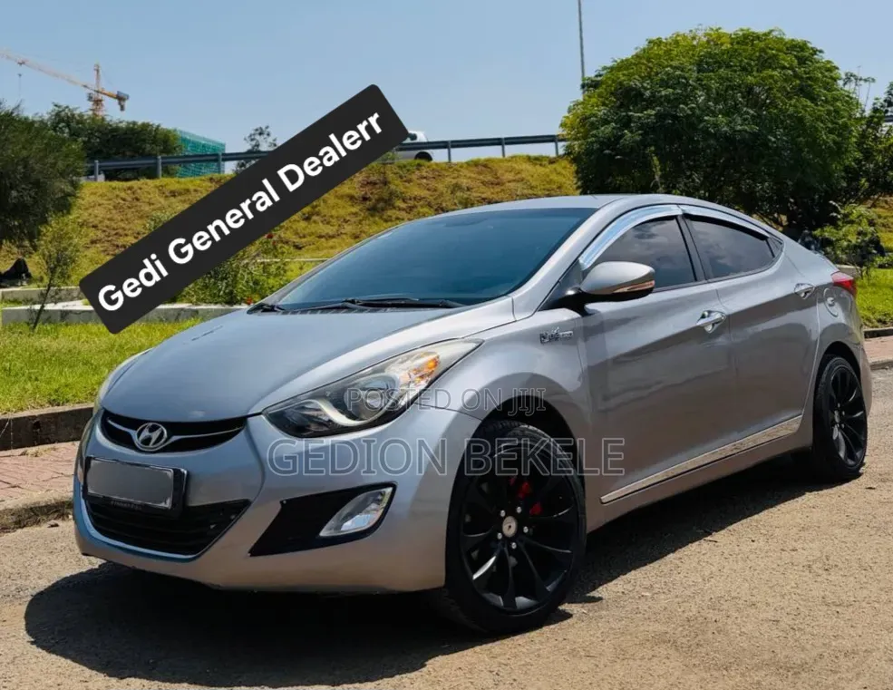 Hyundai Avante 2013 Gray