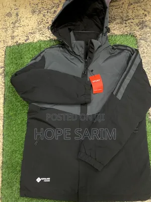 Populars Sport Windbreaker:
