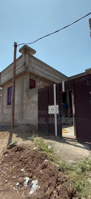 4bdrm House in ዱከም, East Shewa for sale