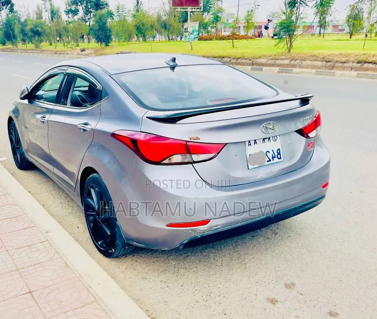 Hyundai Avante 2013 Silver
