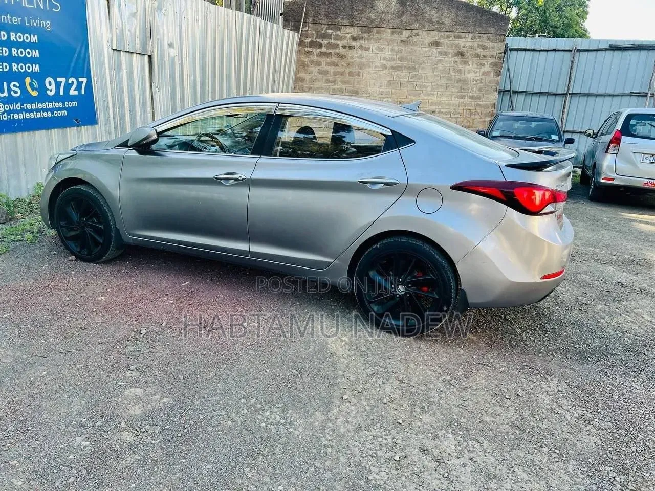 Hyundai Avante 2013 Silver