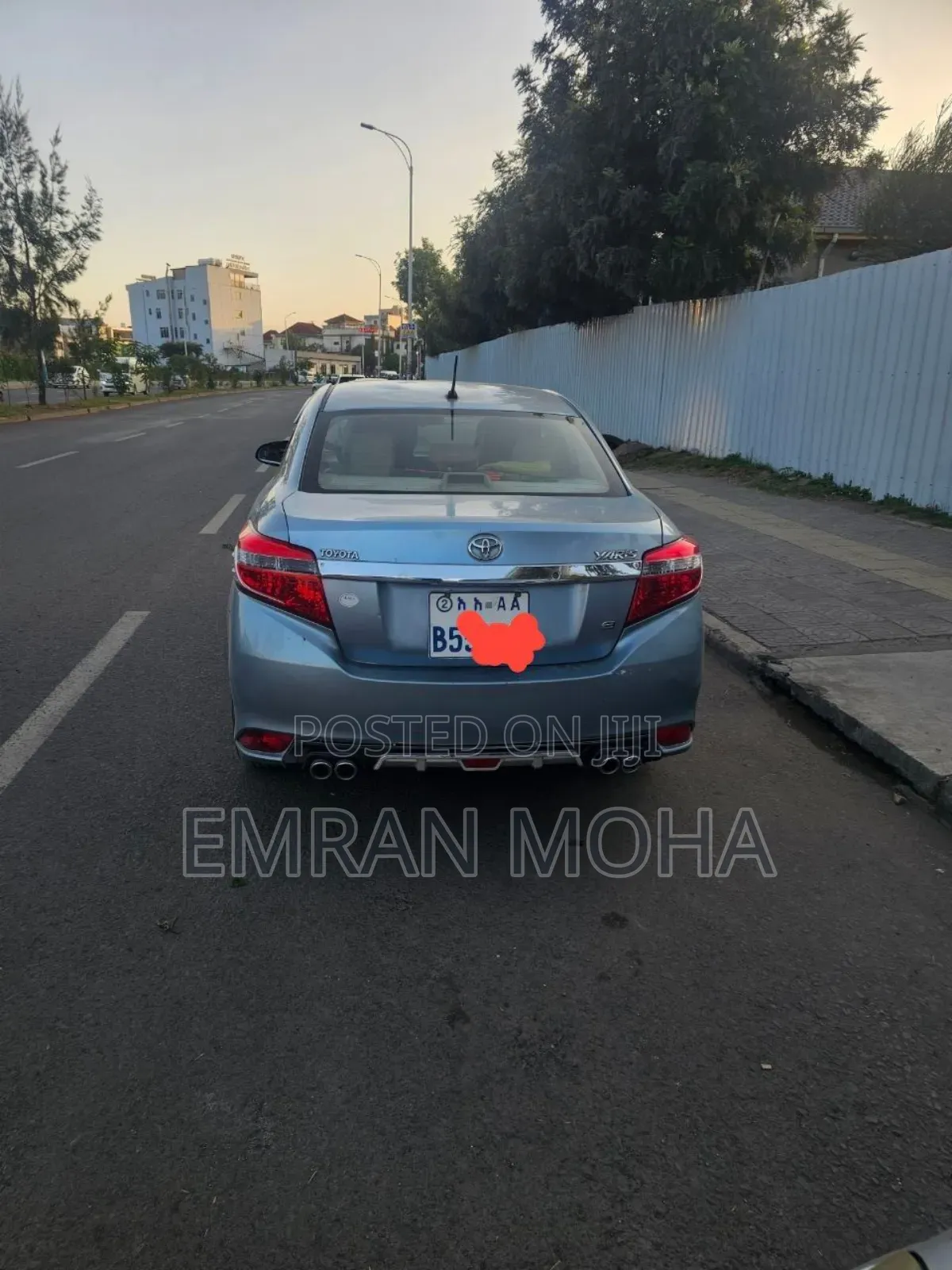 Toyota Yaris 2016 Blue