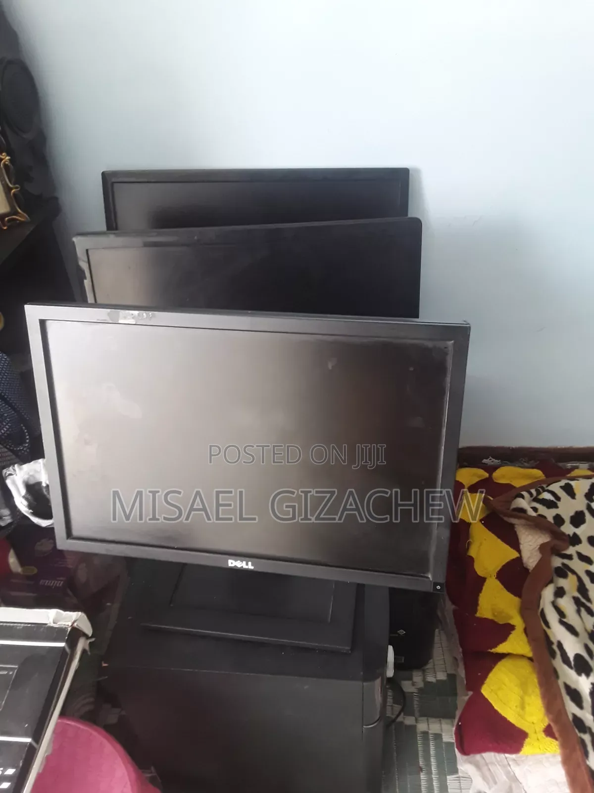 21 Inch Wide LG Monitor