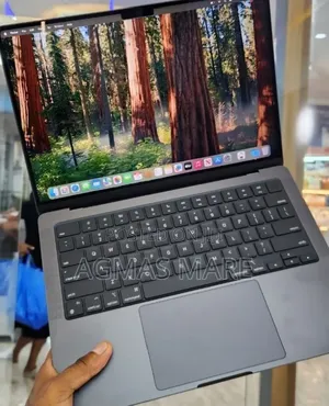 New Laptop Apple MacBook Pro 2021 M1 18GB Apple M1 SSD 512GB