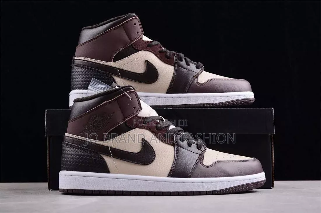 Jordan 1 Boots